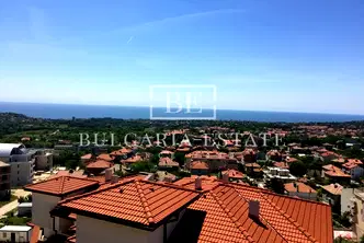 Двустаен апартамент с гледка към море във Виница, Варна