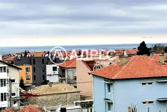 Тристаен апартамент с морска панорама във Виница, Варна