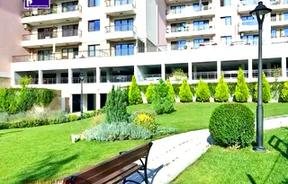 Тристаен апартамент с панорамна гледка във Виница, Варна