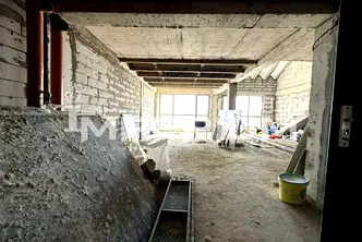 Просторен 5-стаен мезонет с панорамна тераса във Виница, Варна