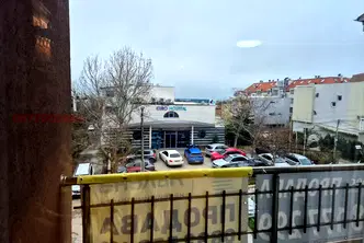 Тристаен апартамент в град Варна, Виница