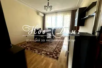 Просторен 3-стаен апартамент във Виница с тераса