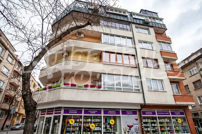 4-bedroom apartment in Varna, Vins-Cherven Ploshtad