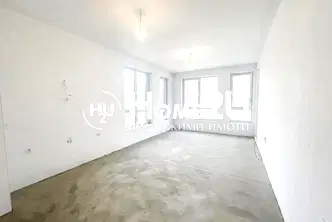 Двустаен апартамент в кв. Владиславово, Варна с тераса