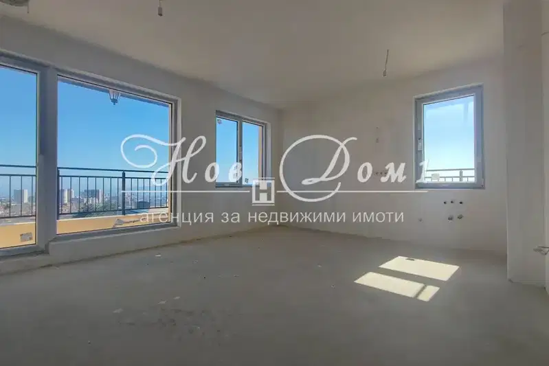 3-bedroom apartment in Varna, Vladislav Varnenchik 1