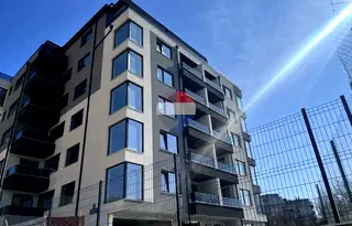 Тристаен апартамент с тераса във Владислав Варненчик, Варна