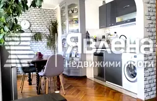 Многостаен апартамент във Варна, Владислав Варненчик 1