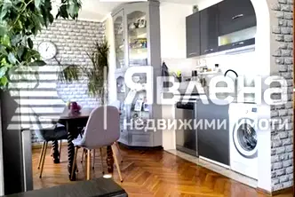 Многостаен апартамент във Варна, Владислав Варненчик 1
