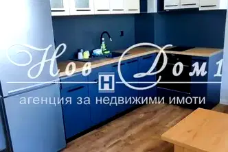 Двустаен апартамент на последен етаж във Варна, Владислав Варненчик