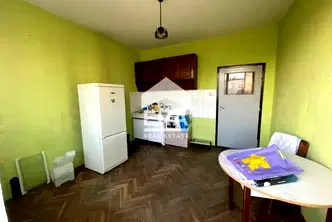 2-стаен апартамент в кв. Владислав Варненчик с тераса