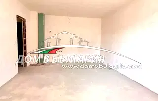 Двустаен апартамент в Възраждане 1 с обща тераса