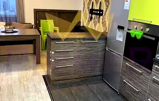 Тристаен апартамент с две тераси във Възраждане 1, Варна