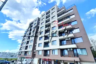 Двустаен апартамент с голяма тераса във Възраждане 2, Варна