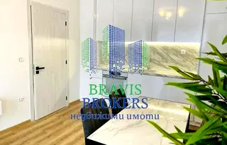 Двустаен апартамент в Възраждане 3 с паркомясто