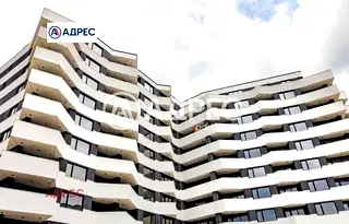 Тристаен апартамент в Възраждане 3 с асансьор и паркинг