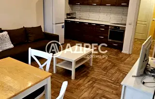 Тристаен апартамент с две тераси в Завод Дружба, Варна