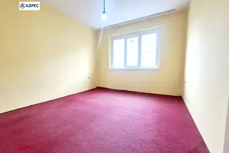 4-стаен апартамент с две тераси в Завод Дружба, Варна