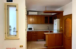 Тристаен апартамент с две тераси в Зимно кино Тракия, Варна
