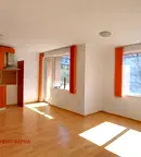 Тристаен апартамент в Зимно кино Тракия, Варна, 3-ти етаж