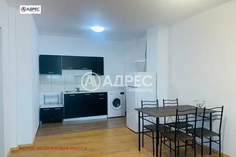 Двустаен апартамент във Велико Търново, Бузлуджа