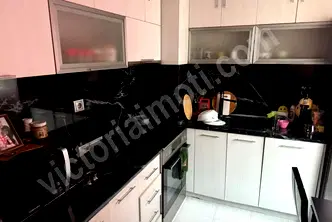 Тристаен апартамент във Велико Търново, Бузлуджа