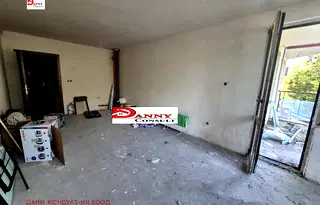 Двустаен апартамент във Велико Търново, Център