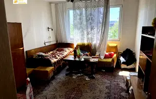 Тристаен апартамент във Велико Търново, Център
