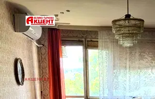 Тристаен апартамент във Велико Търново, Център