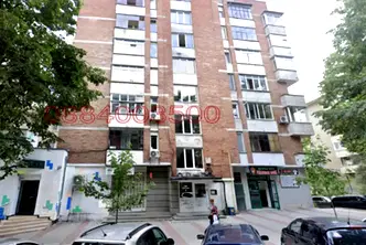 Тристаен апартамент във Велико Търново, Център