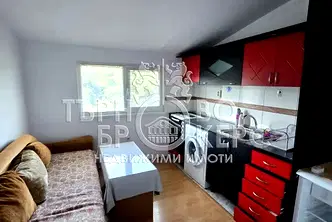 Двустаен апартамент във Велико Търново, Център