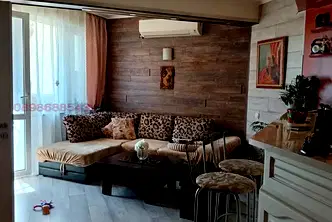 Тристаен апартамент във Велико Търново, Картала