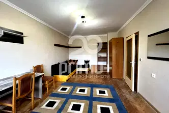 Тристаен апартамент във Велико Търново, Зона Б