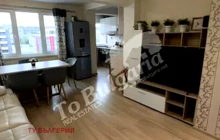 Тристаен апартамент във Велико Търново, Зона Б
