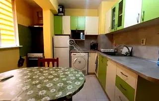 Тристаен апартамент във Велико Търново, Зона Б
