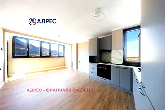 Тристаен апартамент във Враца, Център