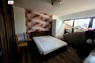 Тристаен апартамент във Враца, Център