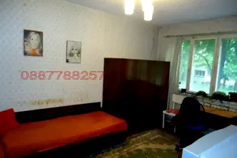 Тристаен апартамент във Враца, Център