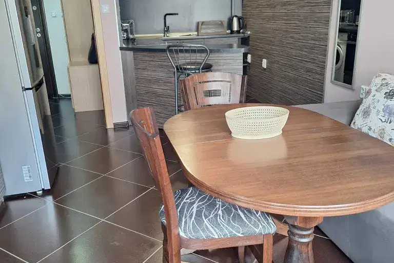 2-bedroom apartment in Vraca, Centyr