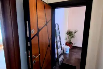 Тристаен апартамент във Враца, Център