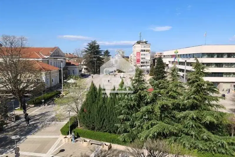 2-bedroom apartment in Yambol, Centyr