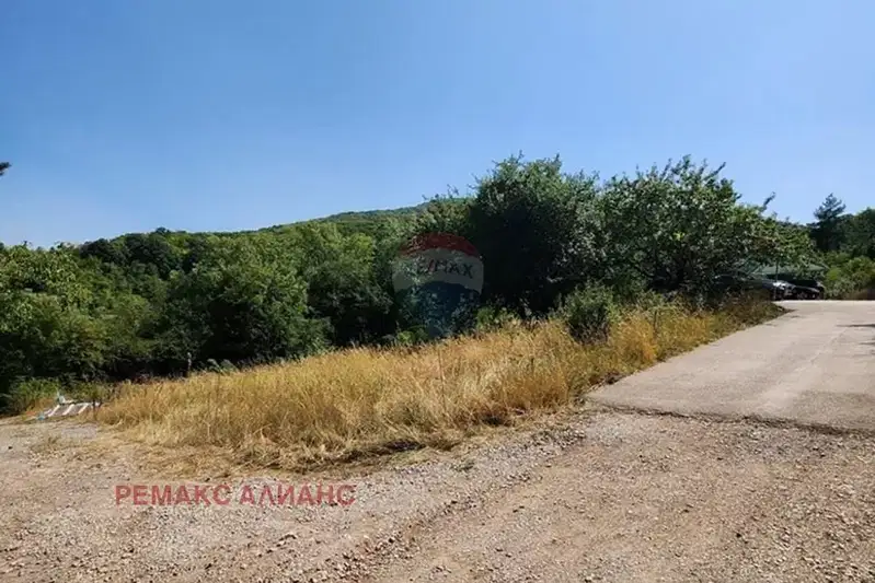 Парцел в Банкя