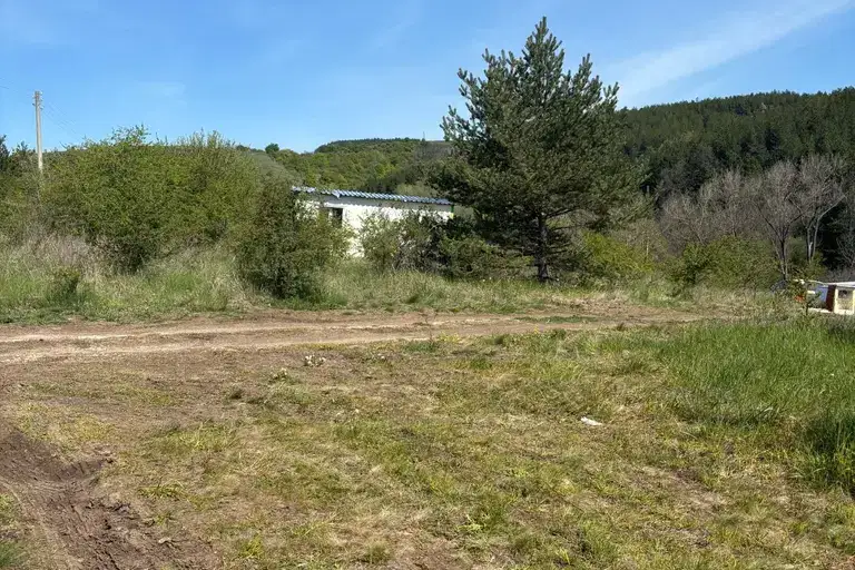 Парцел в Банкя
