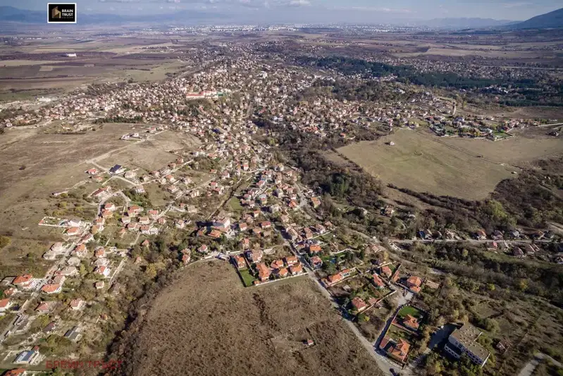 Plot in Bankya
