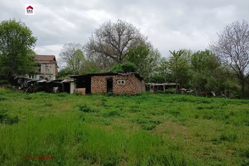 Парцел в Банкя