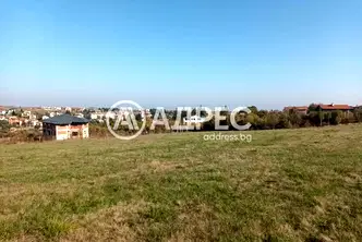 Парцел в Банкя