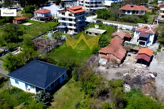 Парцел във Варна, Бяла