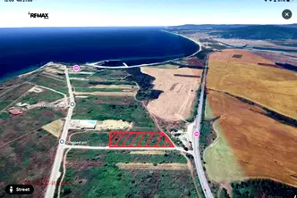 Парцел във Варна, Бяла