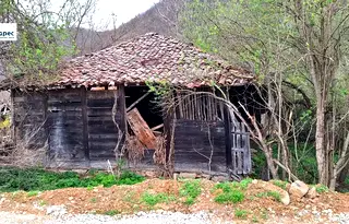 Парцел във Велико Търново, Елена
