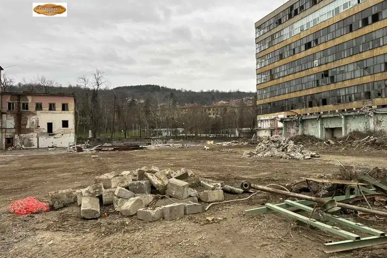 Парцел в Габрово, Център