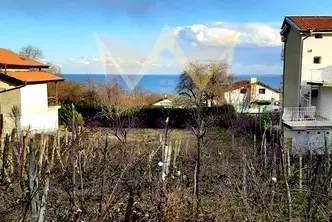 Парцел в к.к. Златни пясъци